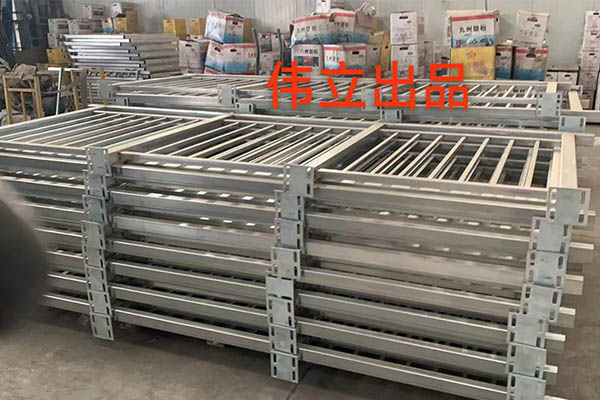 陽（yáng）台欄杆